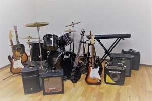 スタジオの楽器
